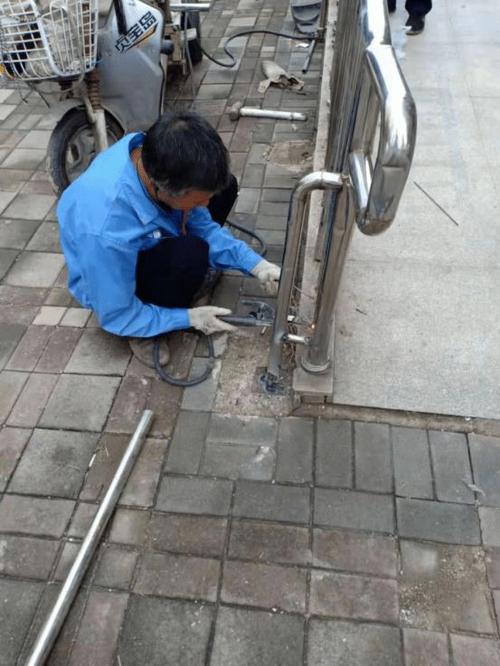 房屋护栏维修:安全与美观的双重保障