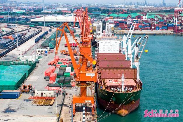 港船舶主机维修报告解读:技术革新与船舶安全的守护者