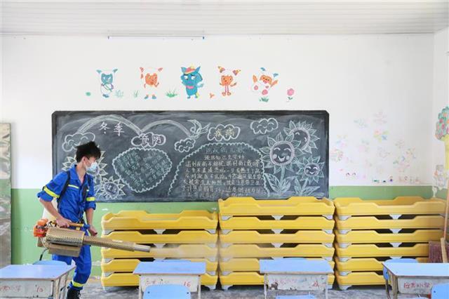 小学围墙维修项目:筑牢校园安全防线,呵护祖国花朵茁壮成长